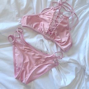 Cross cross strappy two piece (small)